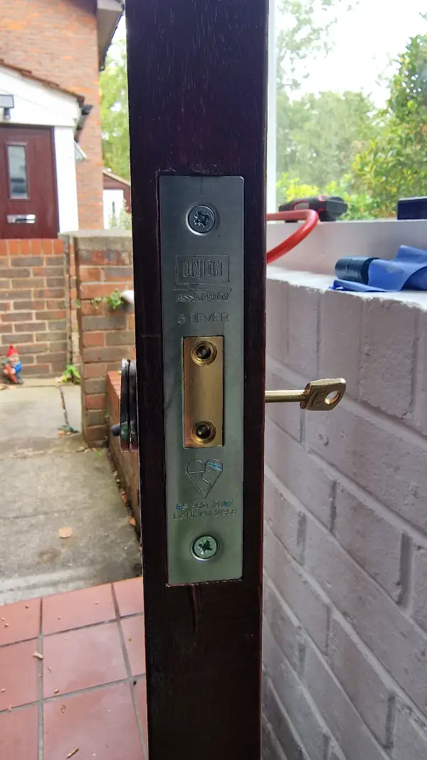 Union 5-lever BS3621 British Standard mortice lock upgrade professionally installed by Bluesaki Locksmiths in Forest Hill, South East London.